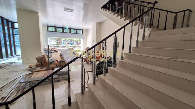 中路特區大坪數店面3