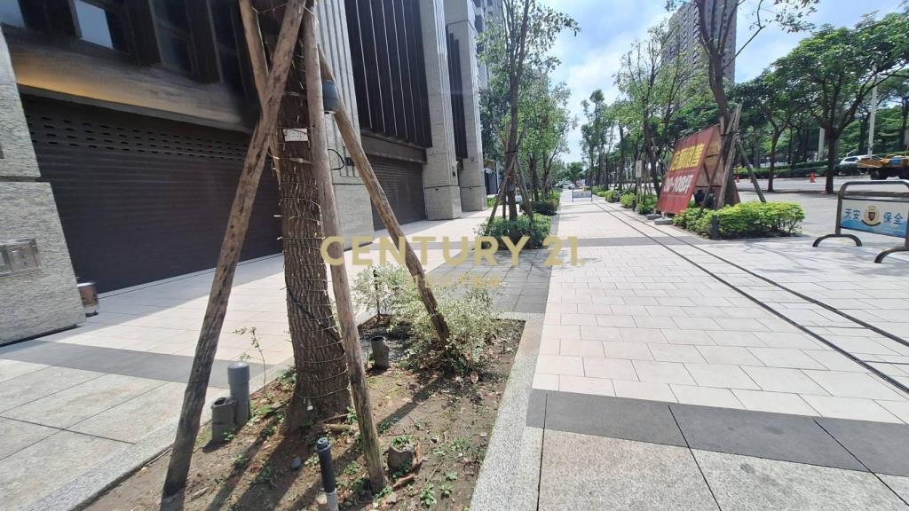 中路特區大坪數店面2