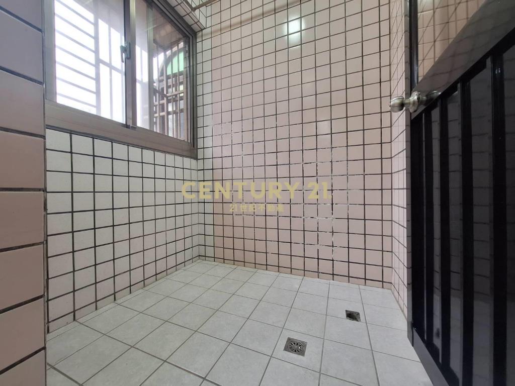 草漯重劃區整新3+1房