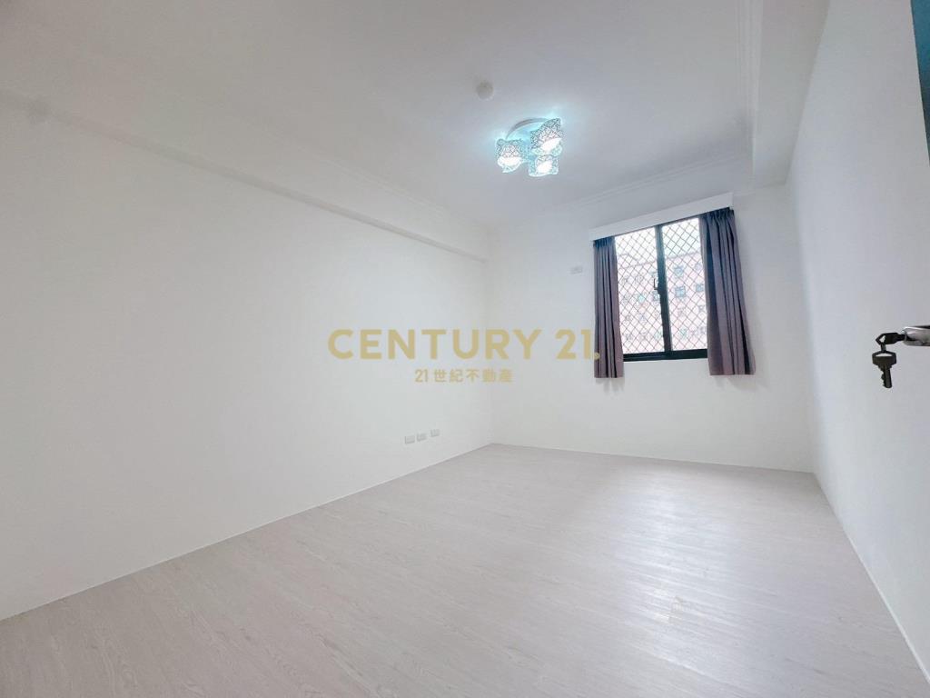 中山國小中平商圈旁電梯美三房