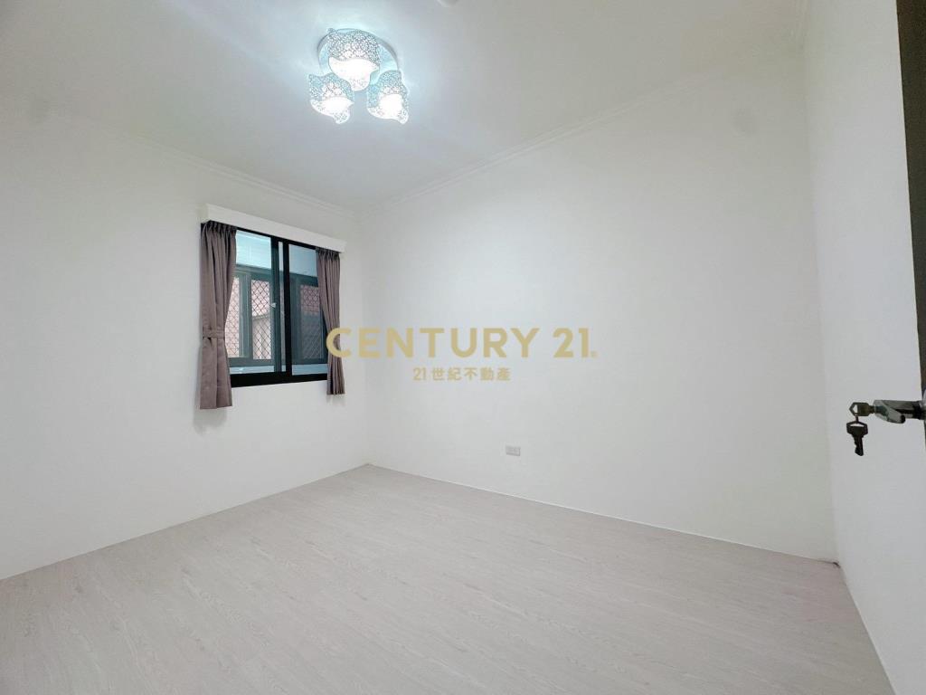 中山國小中平商圈旁電梯美三房