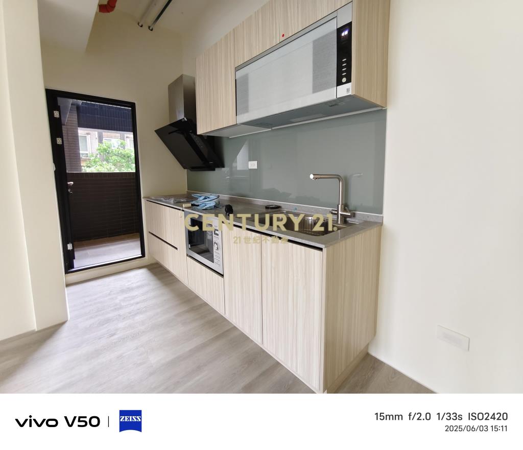 過嶺地政商圈邊間三房車預售屋