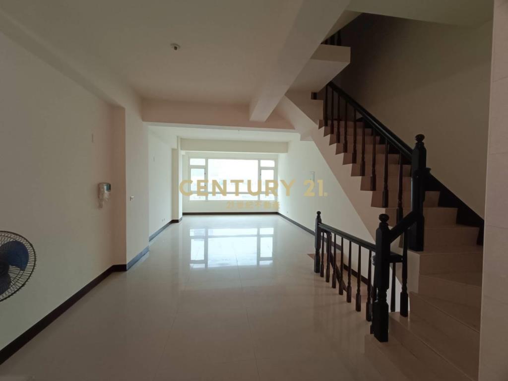 正青埔國中透天店面