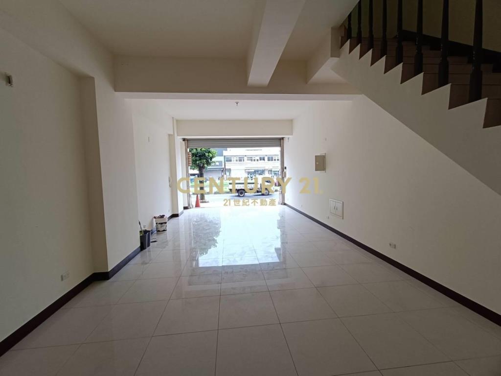 正青埔國中透天店面