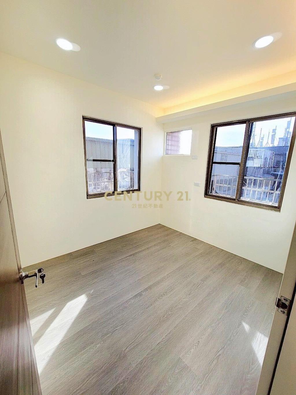 楊梅埔心柏園貴族一期三房+平車