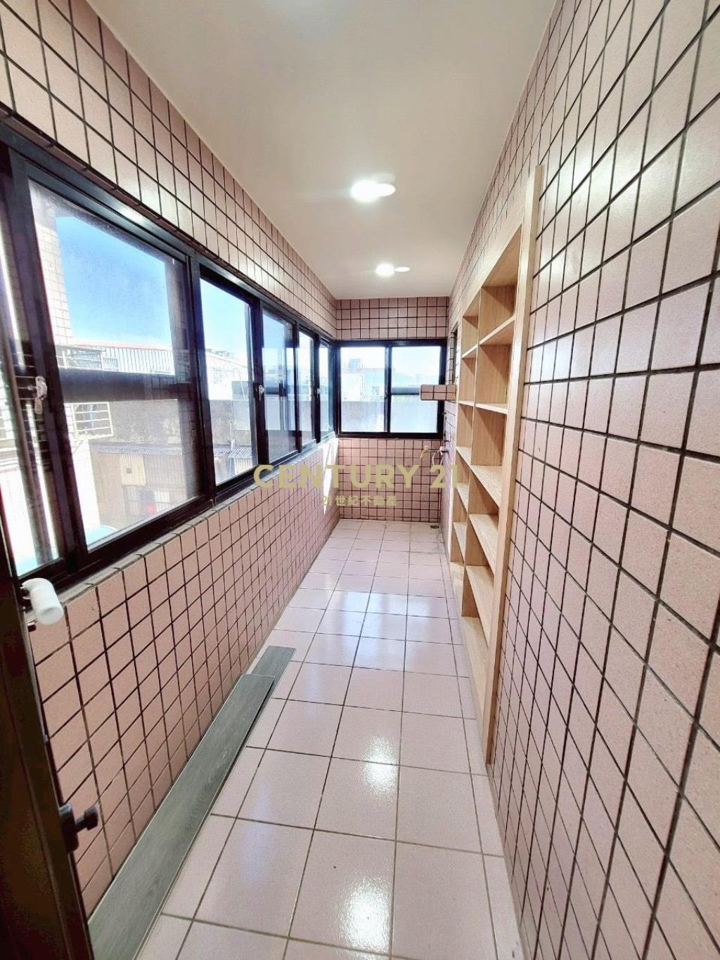 楊梅埔心柏園貴族一期三房+平車