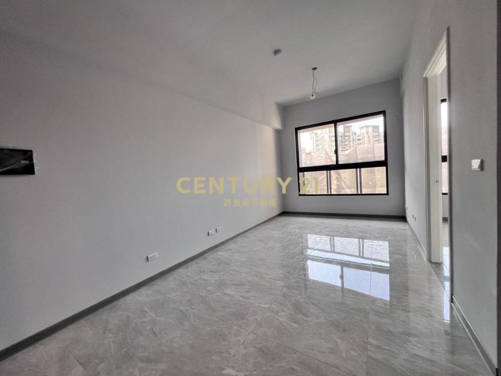 威均晶璽全新採光兩房車