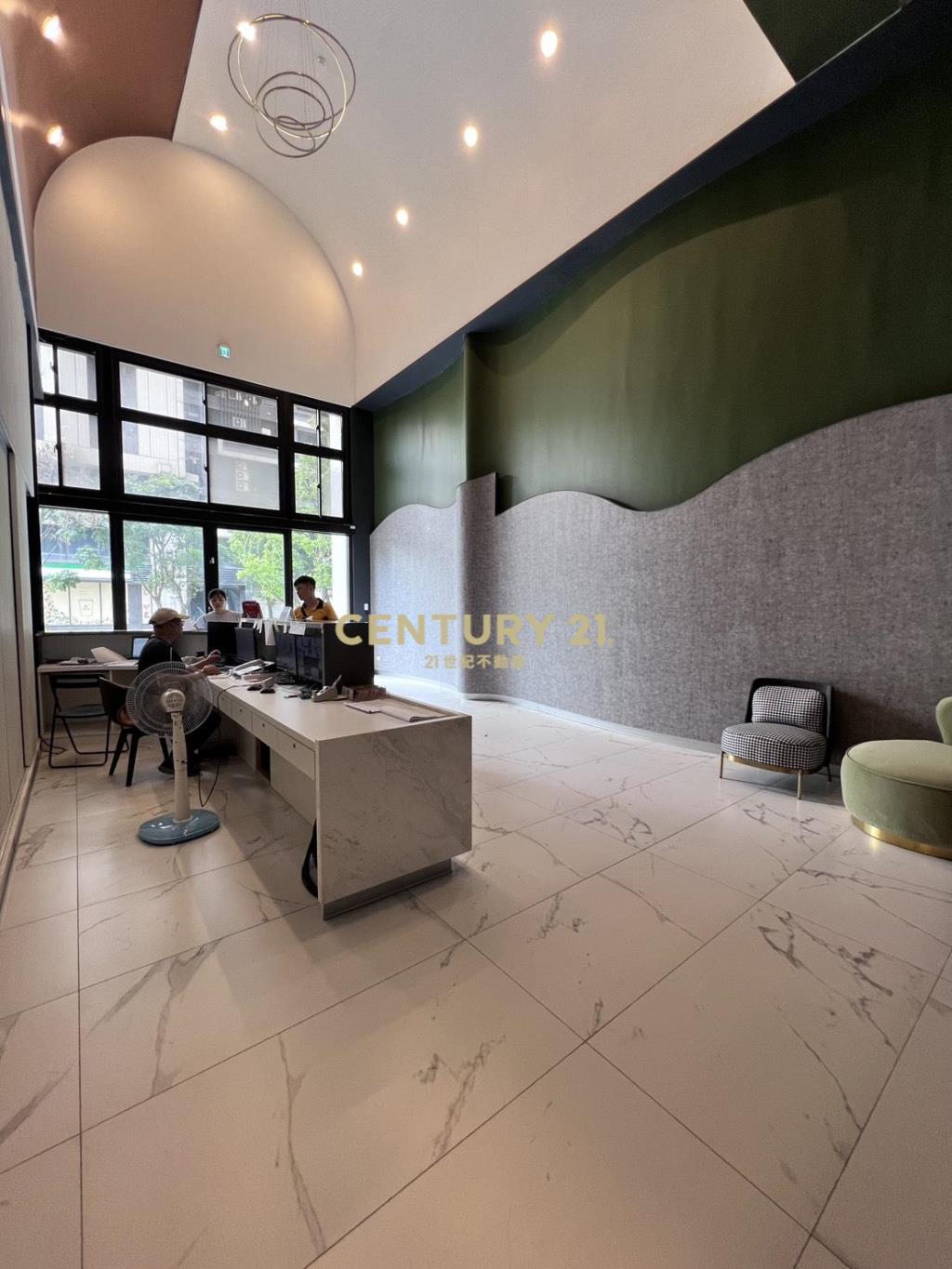 威均晶璽全新採光兩房車