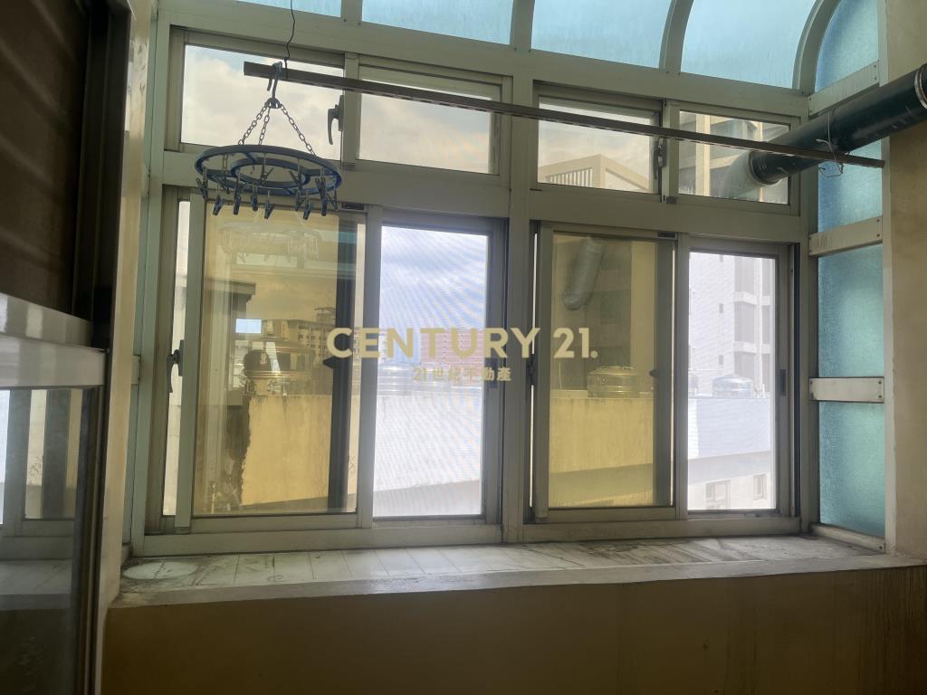 菓林捷運宅三房