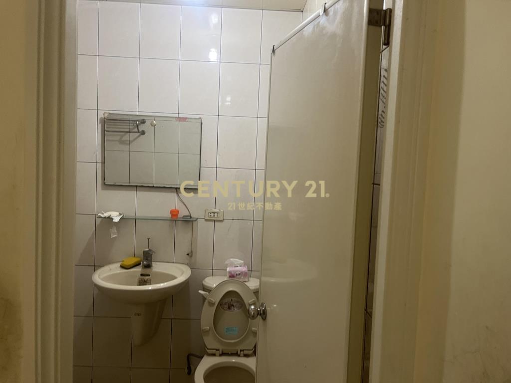 菓林捷運宅三房