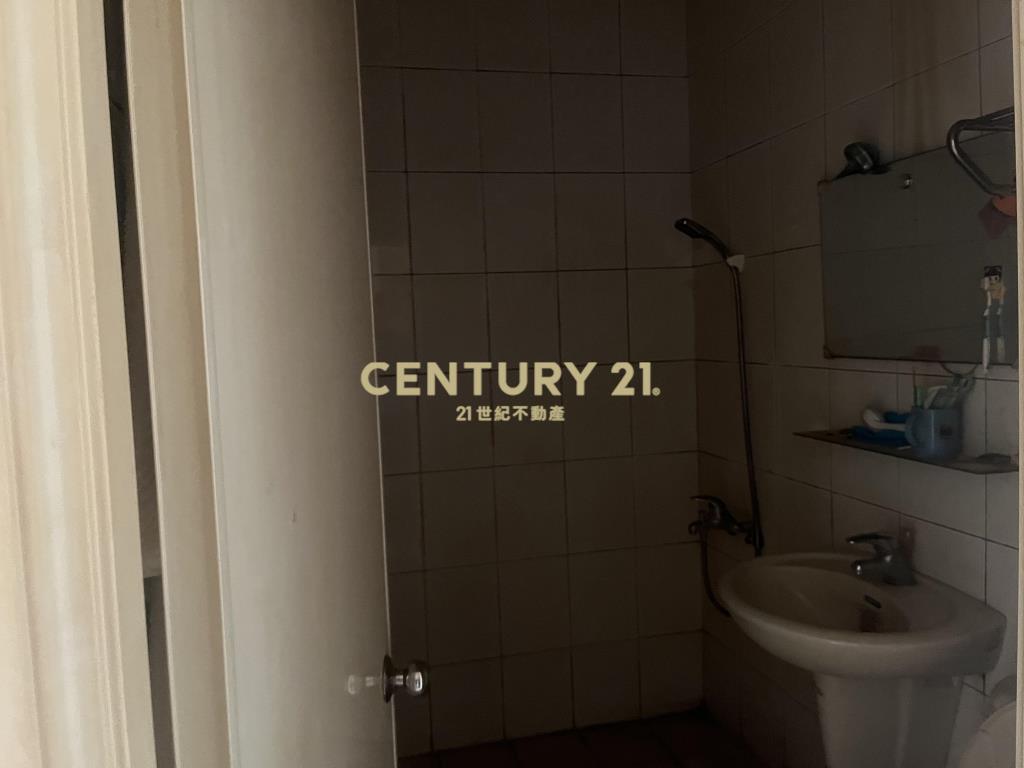 菓林捷運宅三房