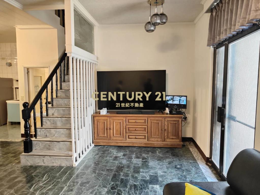 近交流道景觀大地坪透天