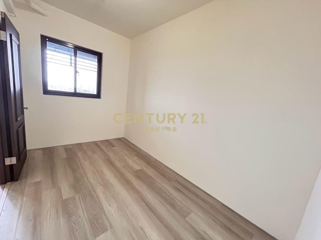 近喜來登全新兩房雙車位