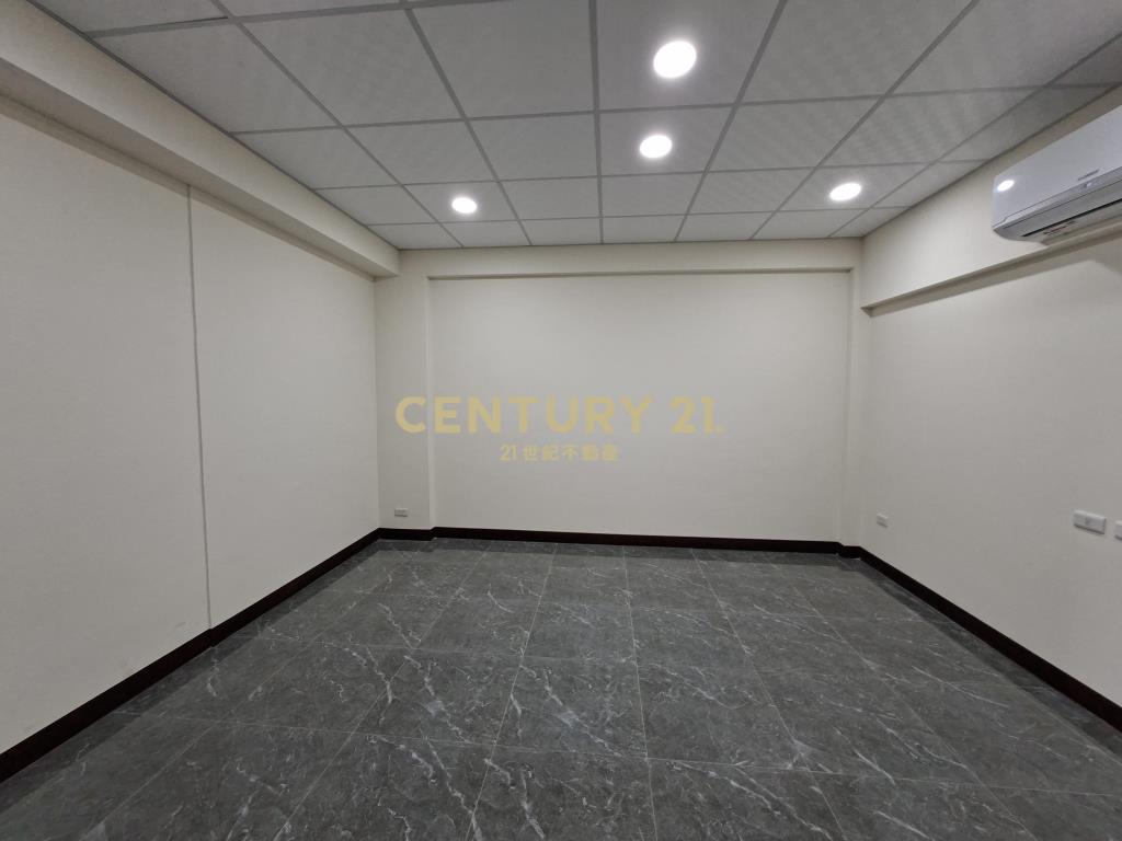 菓林三民路全新二房車