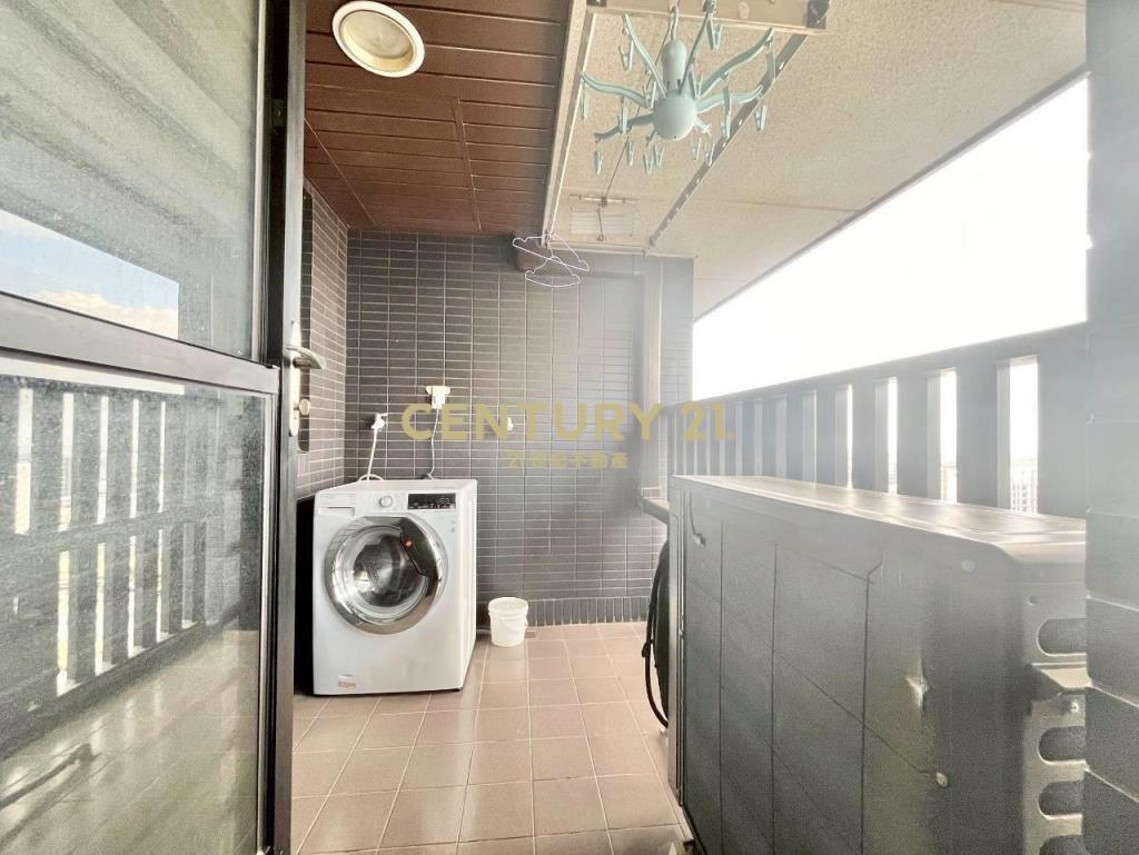 青埔國家大院三房車