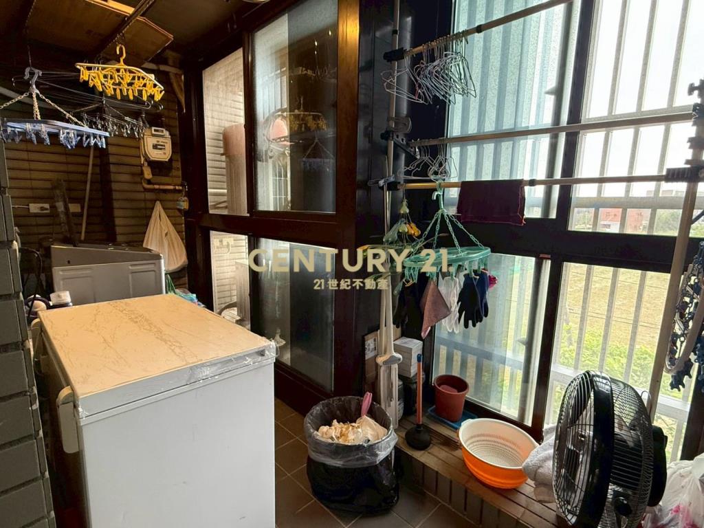 青埔電梯四房車