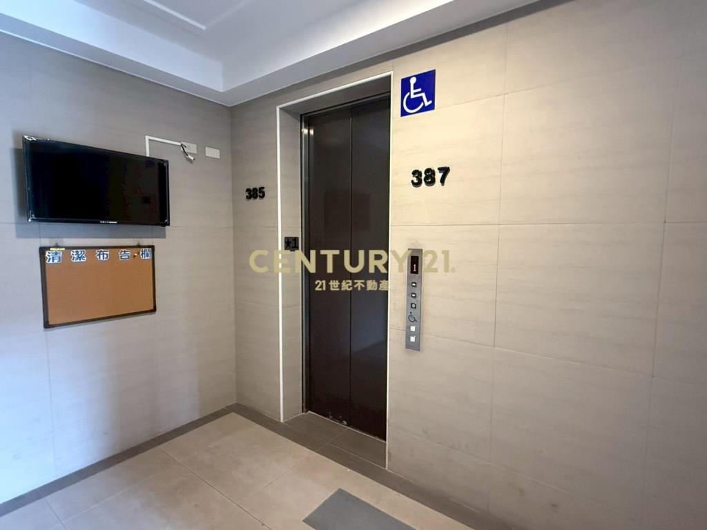 青埔電梯四房車