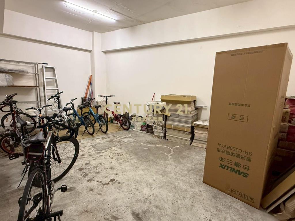 青埔電梯四房車