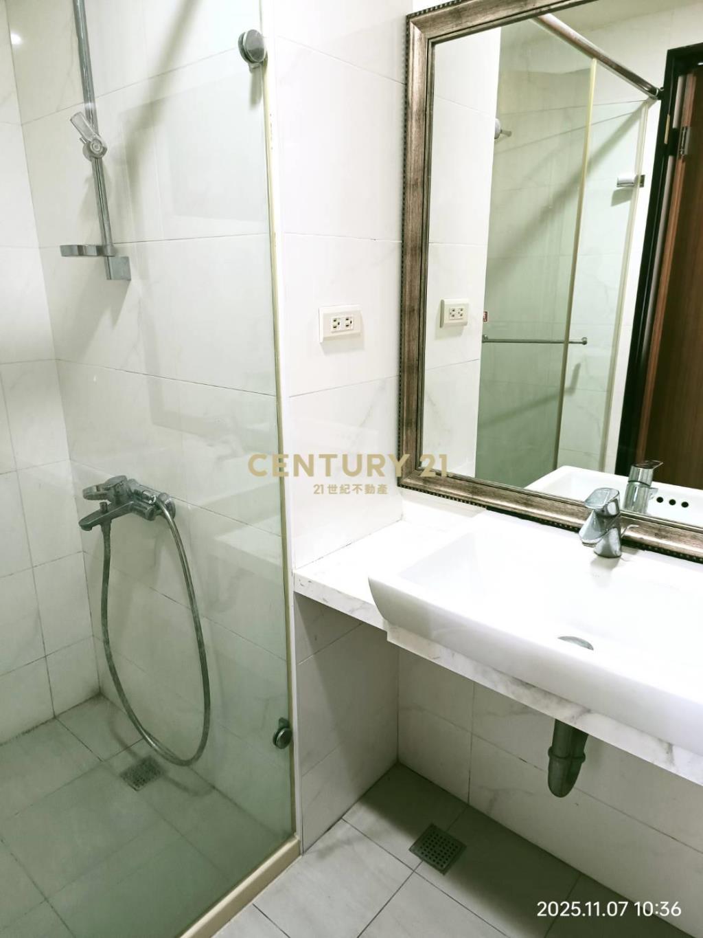 青埔大四房(雙車位)