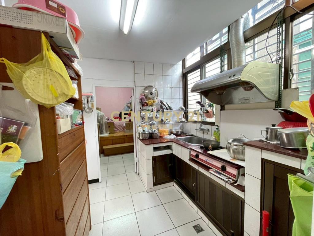 近幸福捷運站公寓頂加 