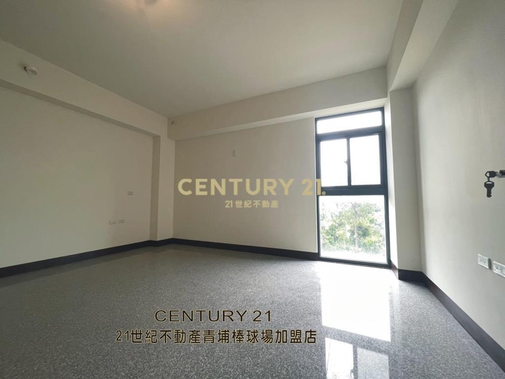 內定十六街電梯透天