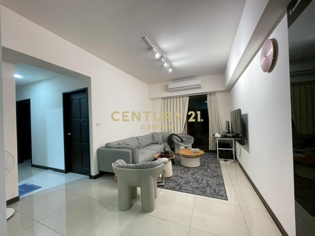 楊梅交流道輕屋齡三房平面車