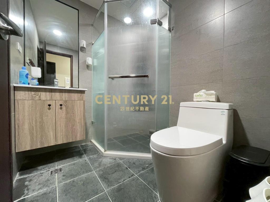 楊梅交流道輕屋齡三房平面車