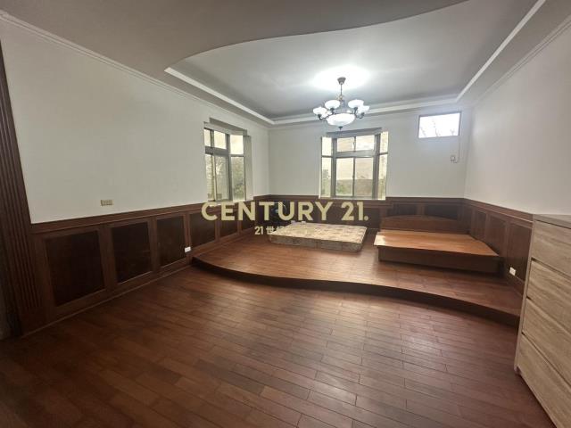 楊梅台31旁大農舍