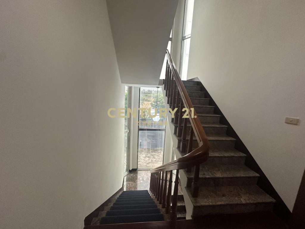 楊梅台31旁大農舍