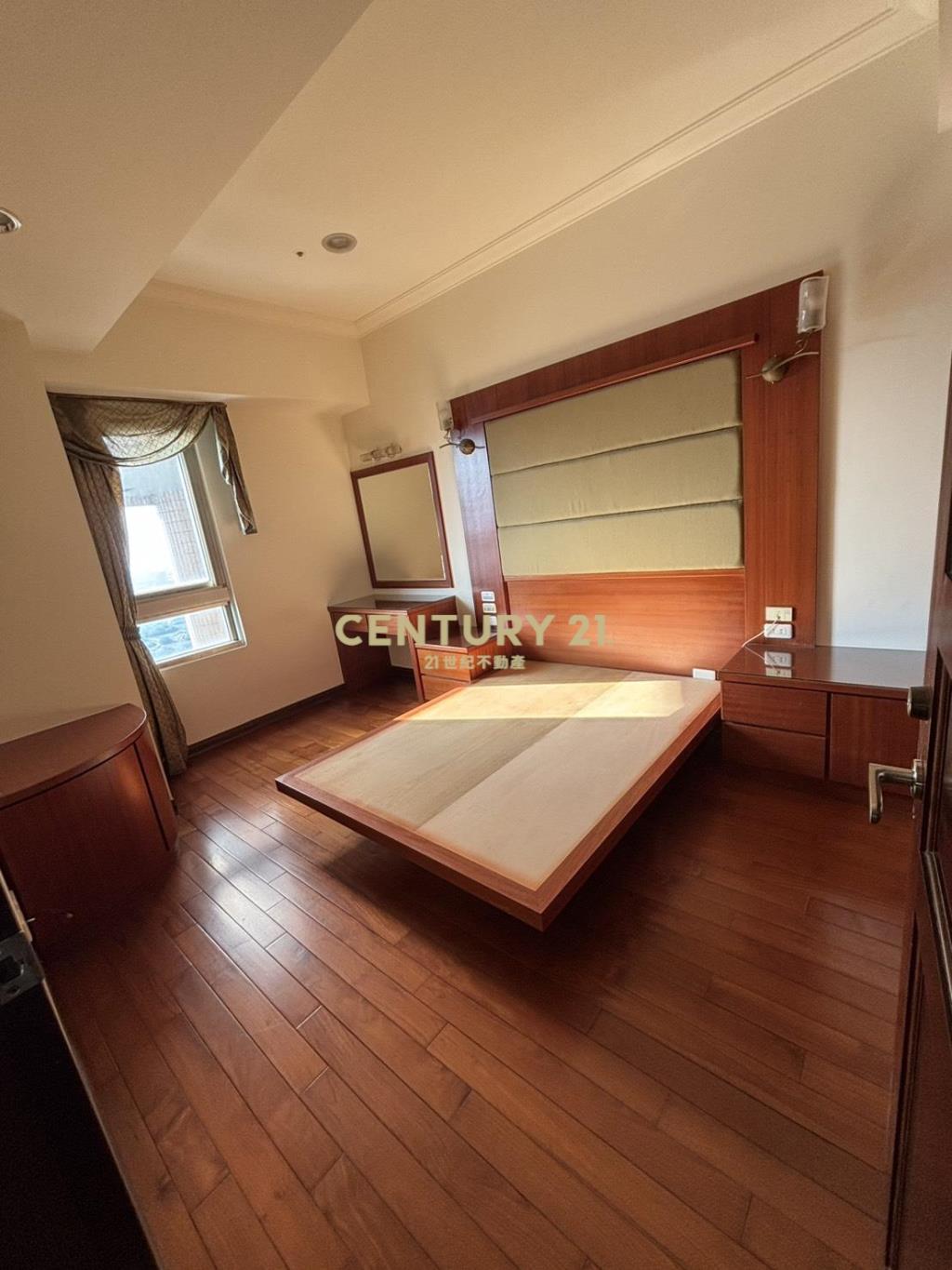 寶慶路樓中樓豪宅-昇捷臻品