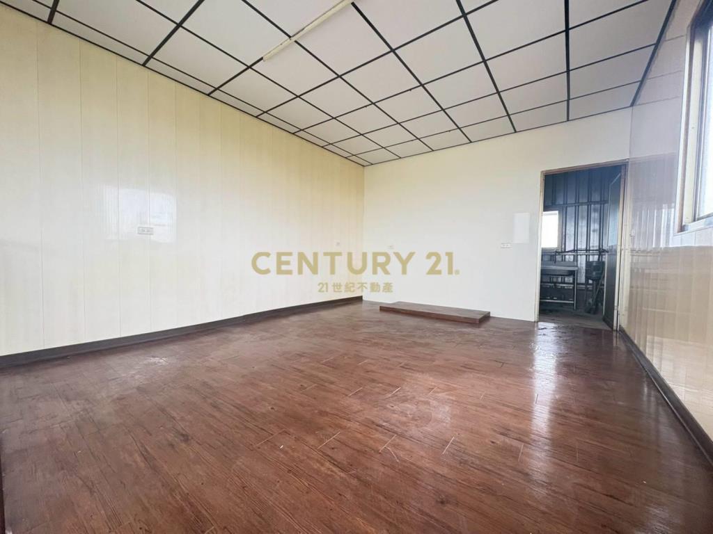 中壢山東前院停車透天