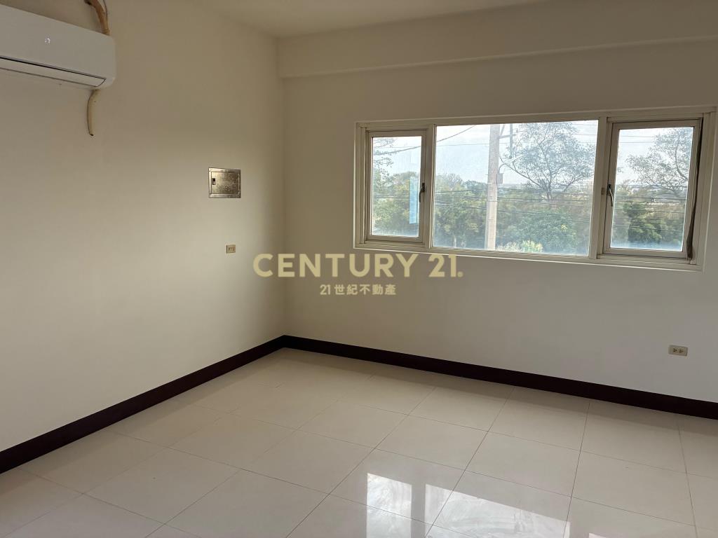 青埔旁1800坪大地坪美農舍