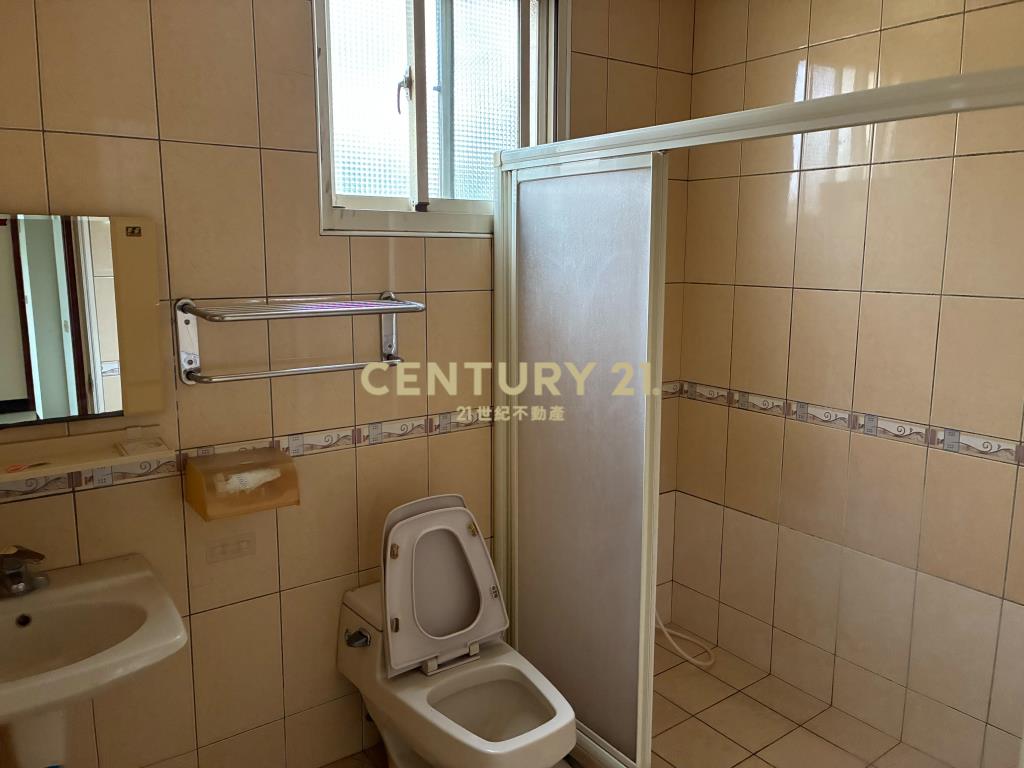 青埔旁1800坪大地坪美農舍