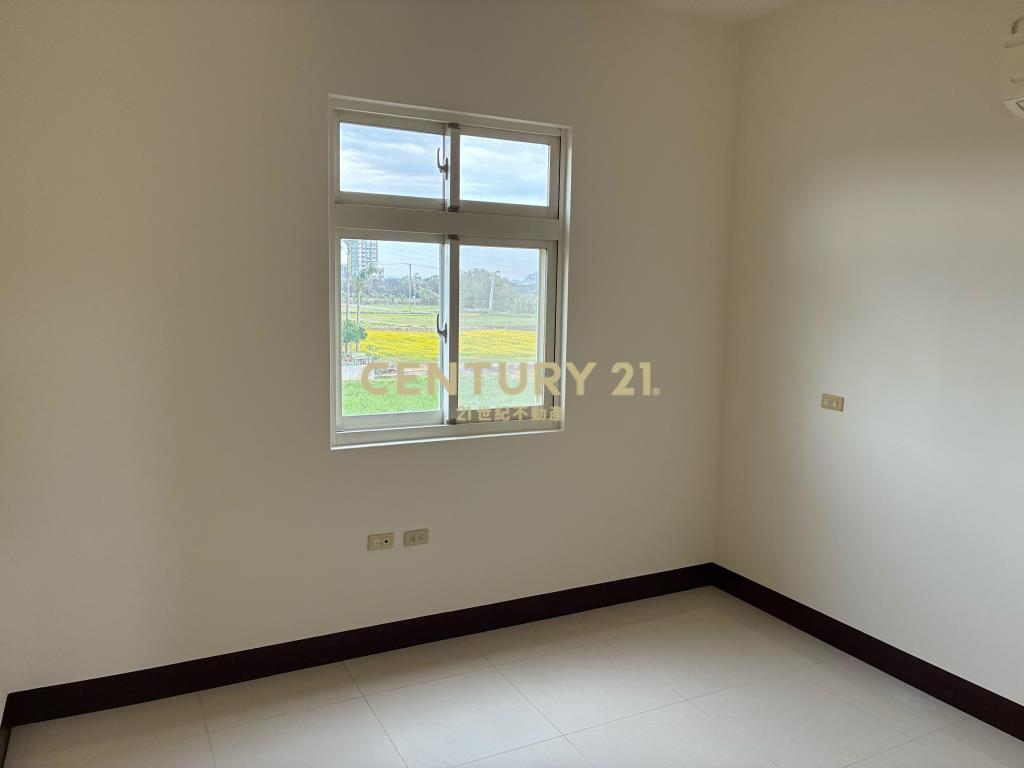 青埔旁1800坪大地坪美農舍