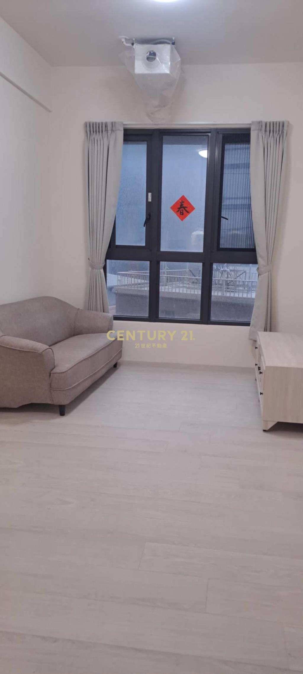 青埔旁全新2房+車位