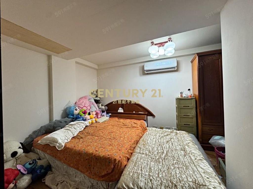 鄰廣豐商圈G5站稀有透天電梯別墅