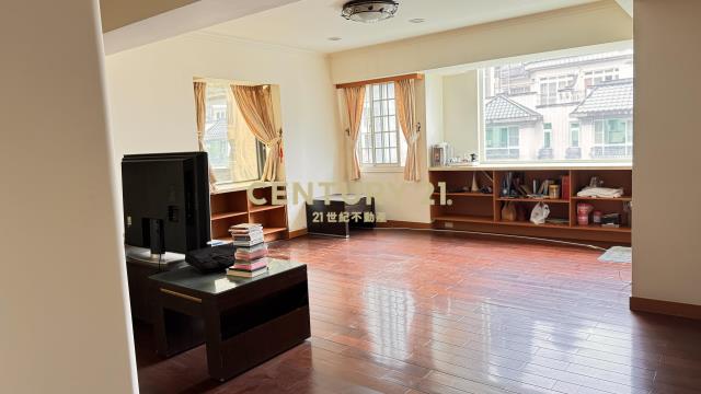 獨棟透天別墅(小天母)