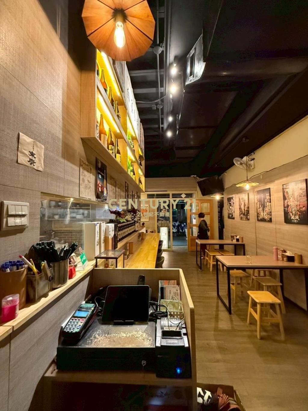 A8長庚商圈黃金店面