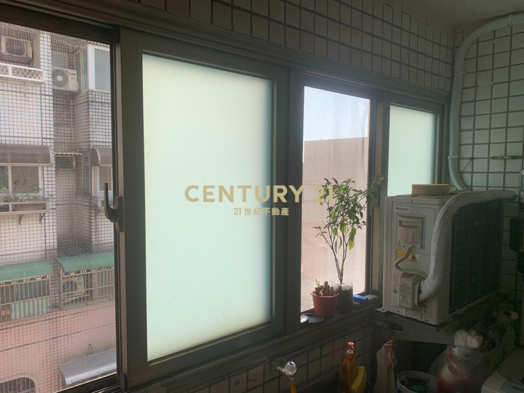 菓林低價1+1房電梯宅