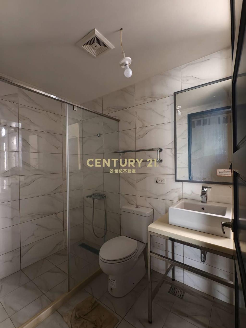 過嶺大地坪透天別墅