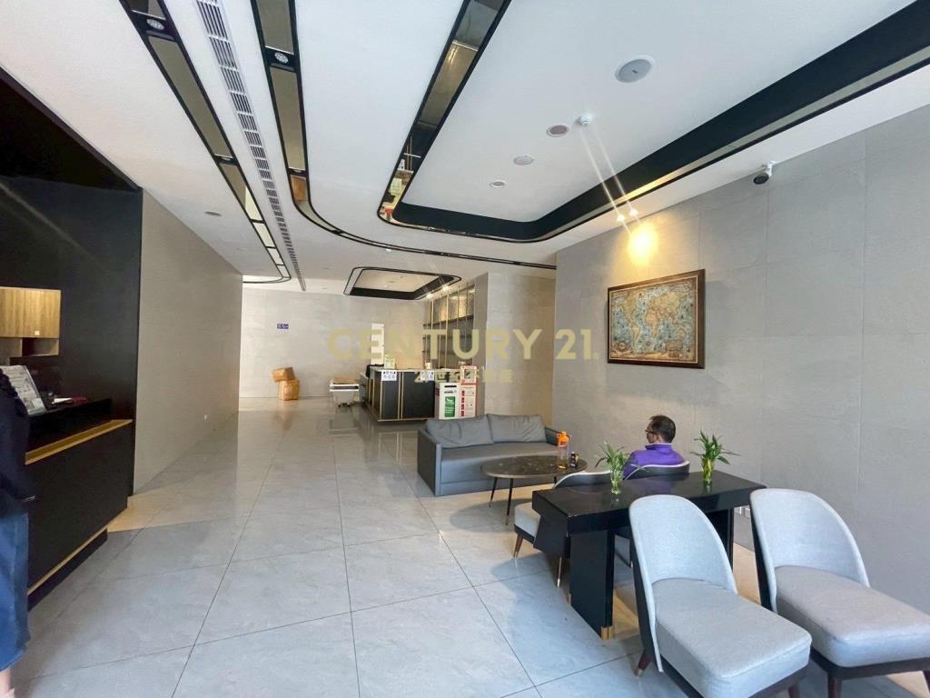 中壢過嶺商圈三房車