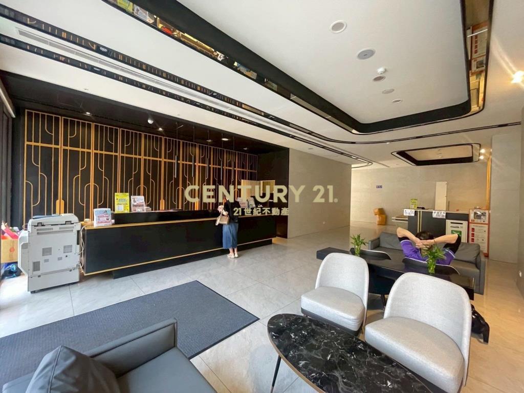 中壢過嶺商圈三房車