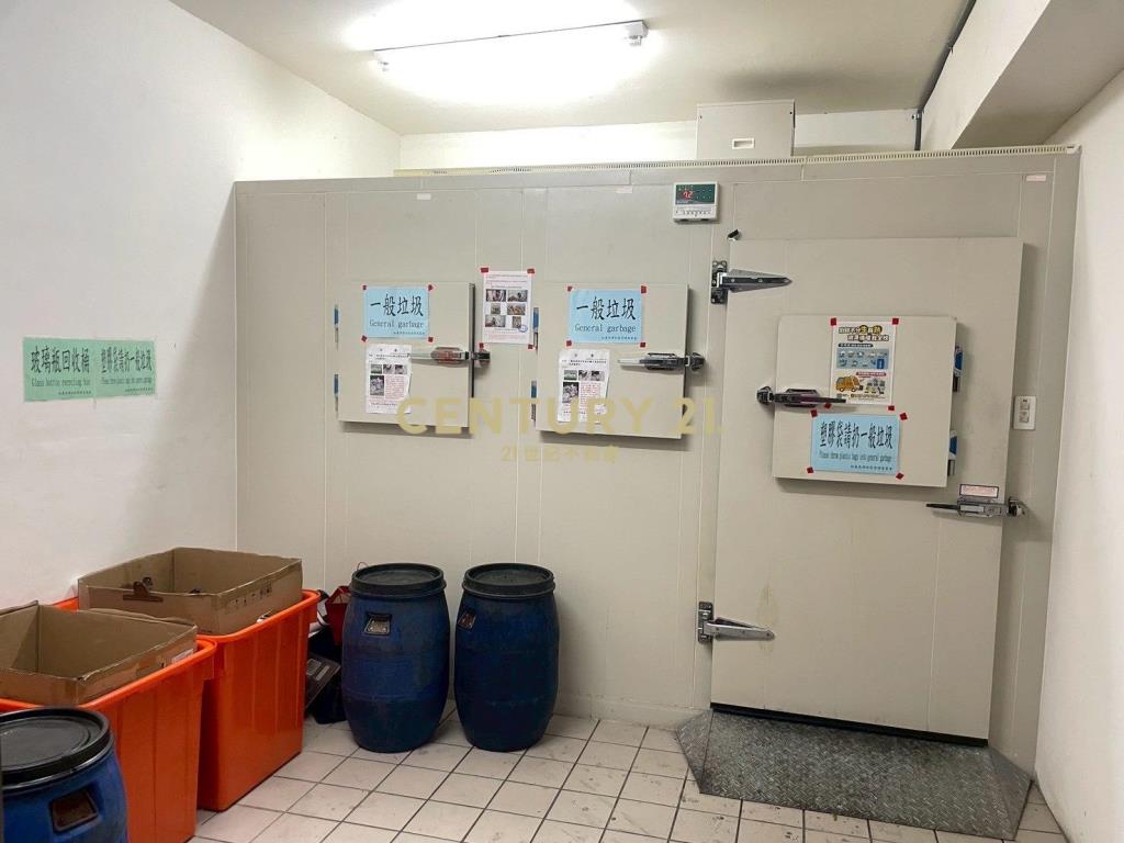 中壢過嶺商圈三房車