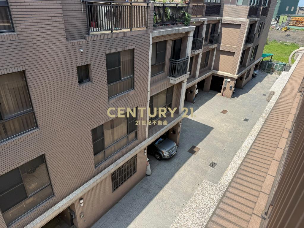 觀音中山路旁美透天