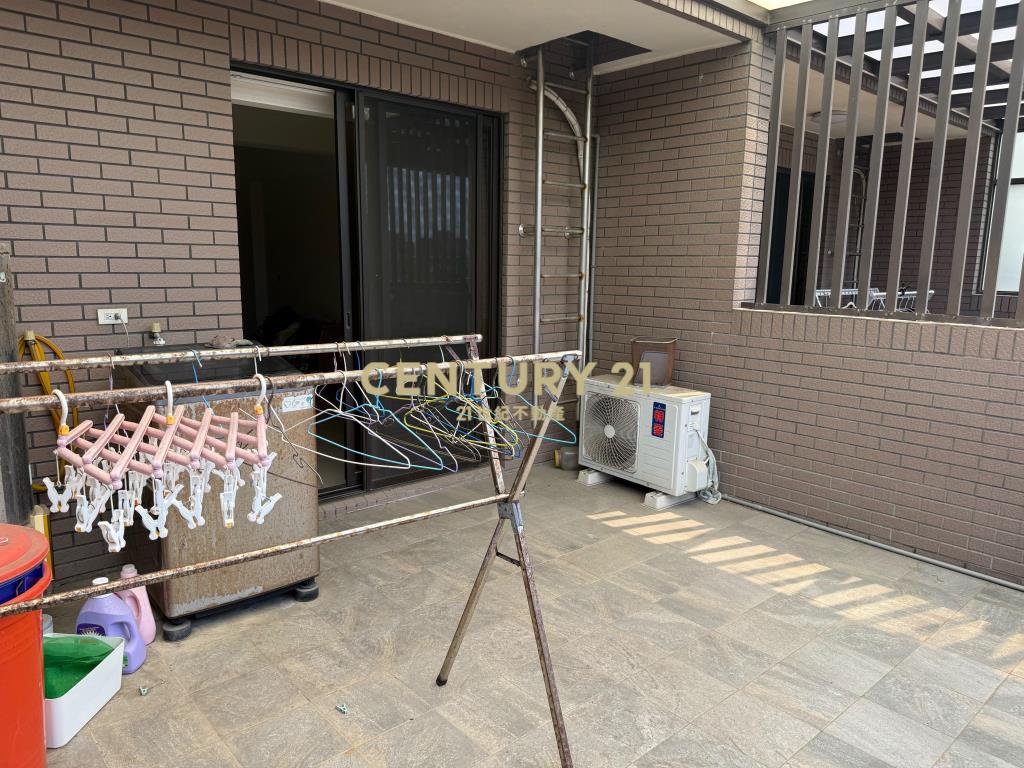 觀音中山路旁美透天