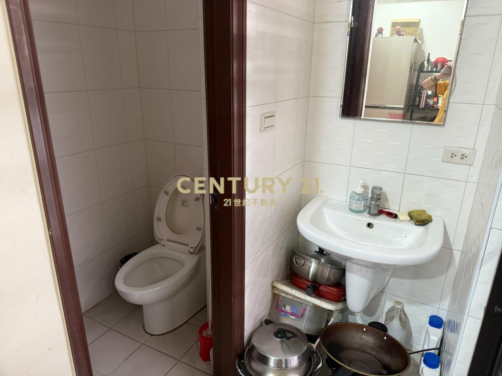 觀音中山路旁美透天