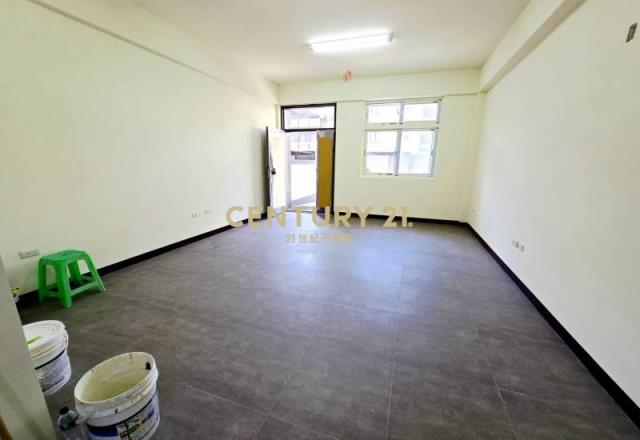 中壢新明商圈全新電梯別墅