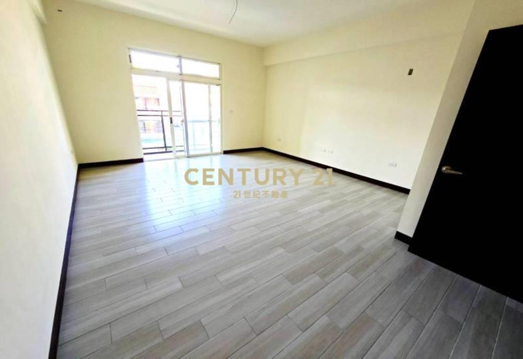 中壢新明商圈全新電梯別墅