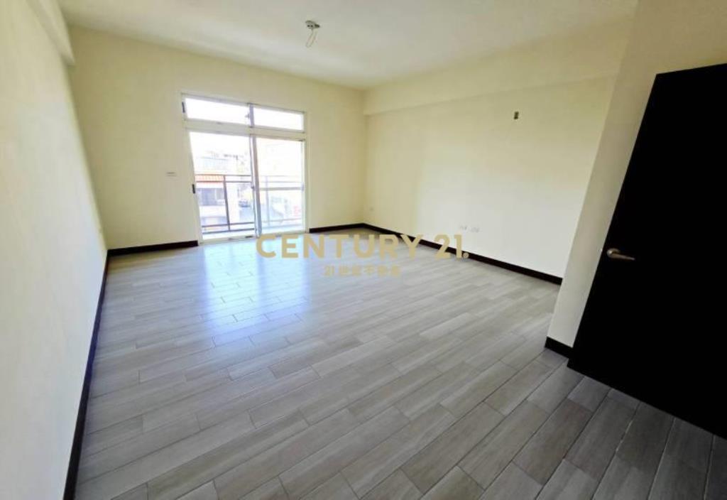 中壢新明商圈全新電梯別墅