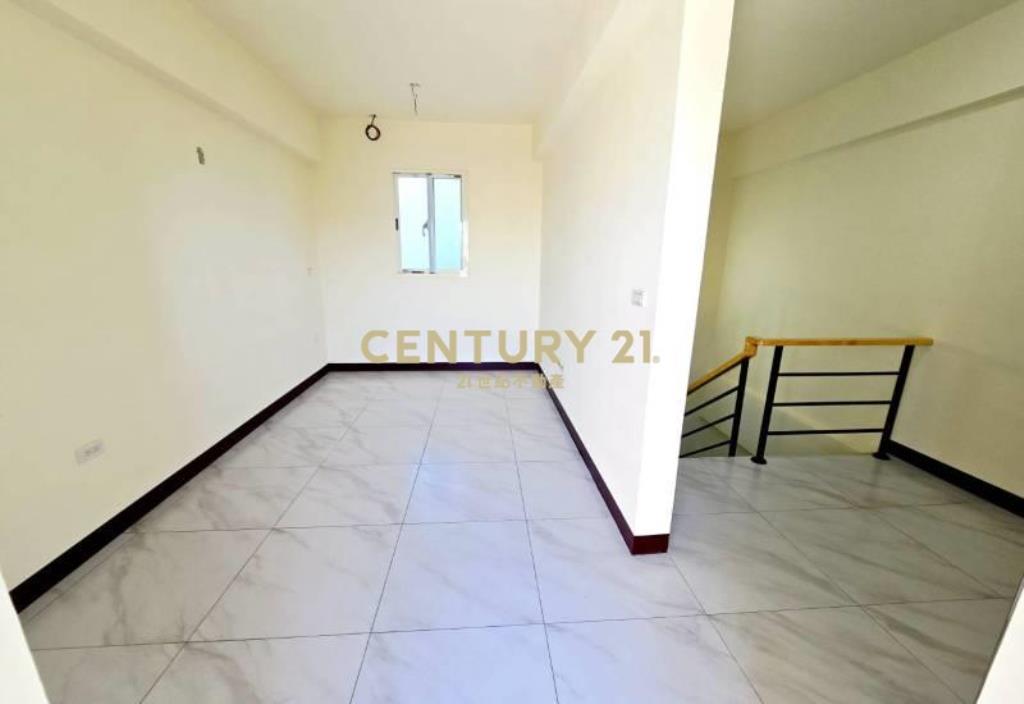 中壢新明商圈全新電梯別墅